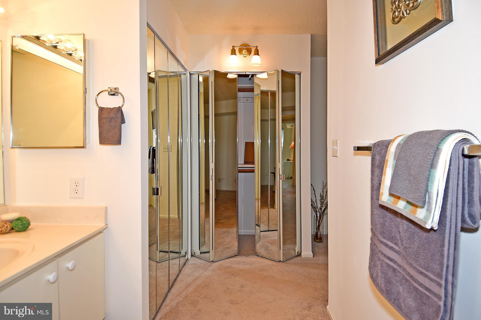 ASTORIA - Residential