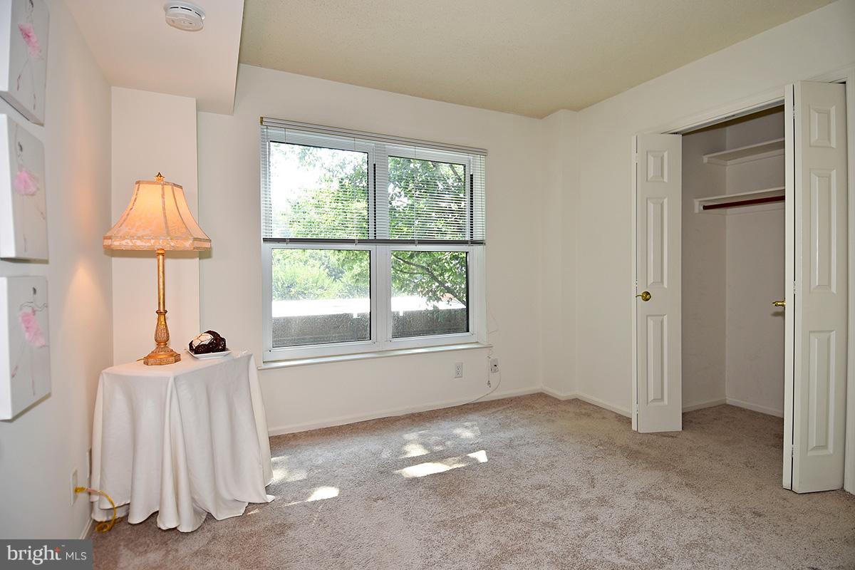 ASTORIA - Residential