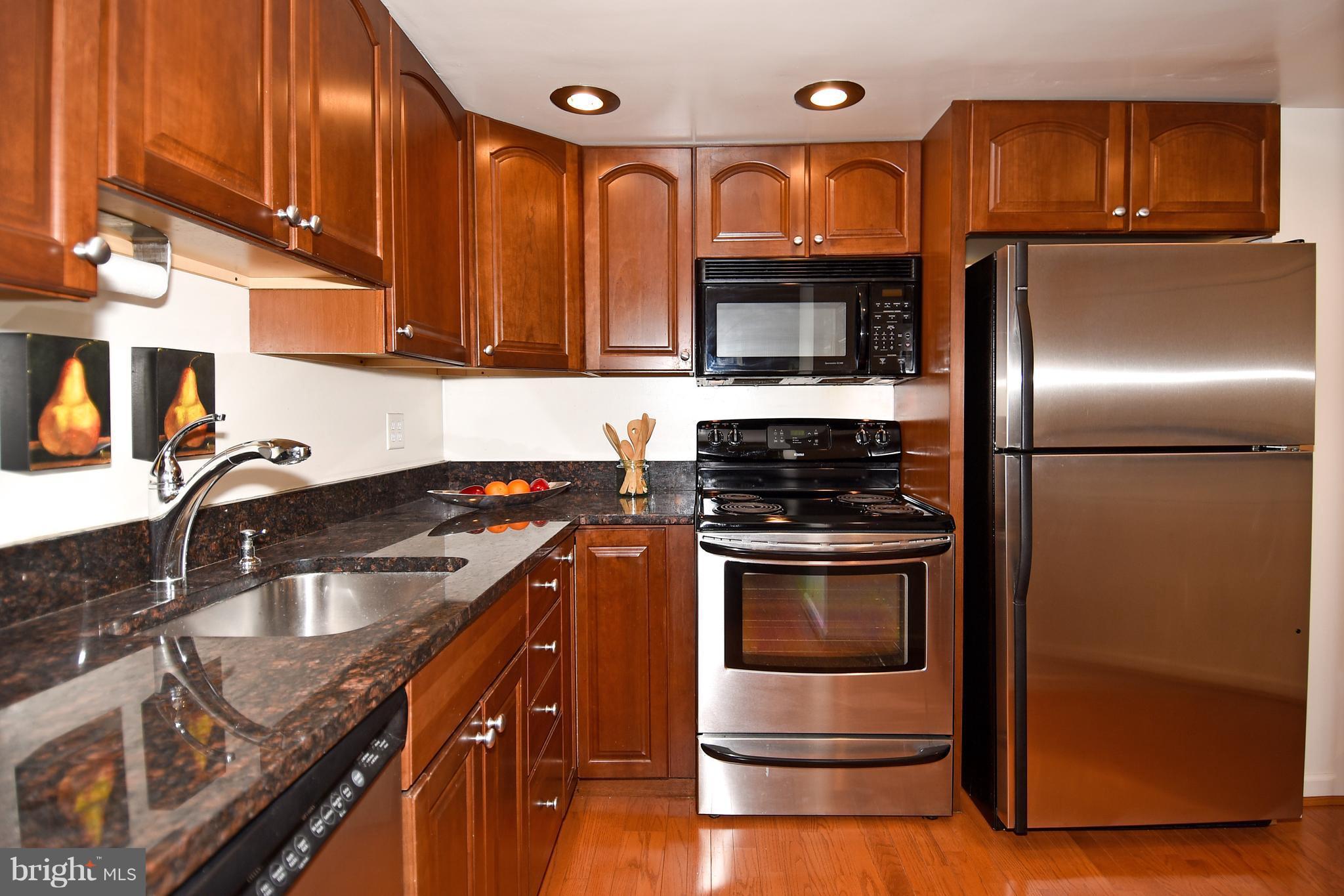 ASTORIA - Residential