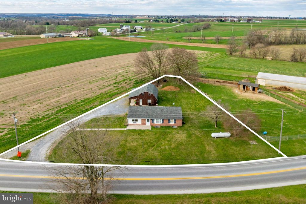 Photo of 720 Strasburg Pike, Strasburg, PA 17579 (MLS # PALA2050096)