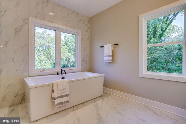 PIMMIT HILLS - Residential