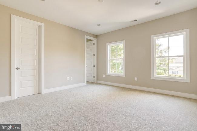 PIMMIT HILLS - Residential