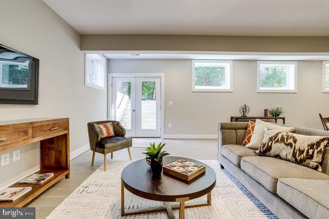 PIMMIT HILLS - Residential