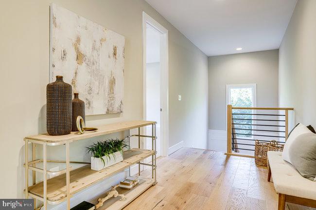 PIMMIT HILLS - Residential