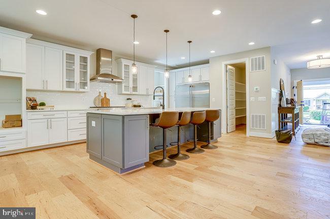 PIMMIT HILLS - Residential