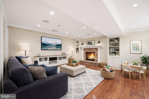 Tiny photo for 124 Woodland Road, GAITHERSBURG, MD 20877 (MLS # MDMC2223560)
