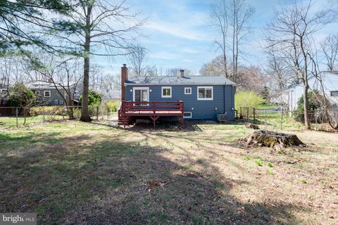 Tiny photo for 124 Woodland Road, GAITHERSBURG, MD 20877 (MLS # MDMC2223560)