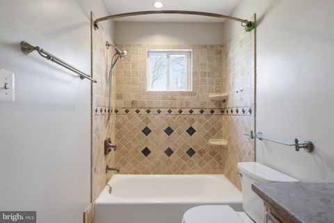 Tiny photo for 124 Woodland Road, GAITHERSBURG, MD 20877 (MLS # MDMC2223560)