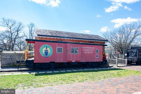 Tiny photo for 124 Woodland Road, GAITHERSBURG, MD 20877 (MLS # MDMC2223560)