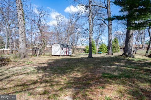 Tiny photo for 124 Woodland Road, GAITHERSBURG, MD 20877 (MLS # MDMC2223560)