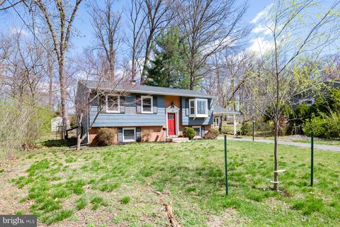 Tiny photo for 124 Woodland Road, GAITHERSBURG, MD 20877 (MLS # MDMC2223560)