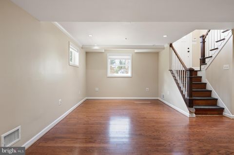 Tiny photo for 124 Woodland Road, GAITHERSBURG, MD 20877 (MLS # MDMC2223560)