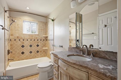 Tiny photo for 124 Woodland Road, GAITHERSBURG, MD 20877 (MLS # MDMC2223560)