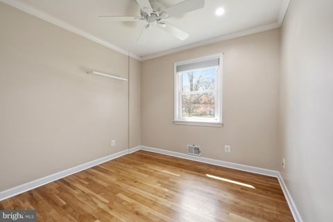 Tiny photo for 124 Woodland Road, GAITHERSBURG, MD 20877 (MLS # MDMC2223560)