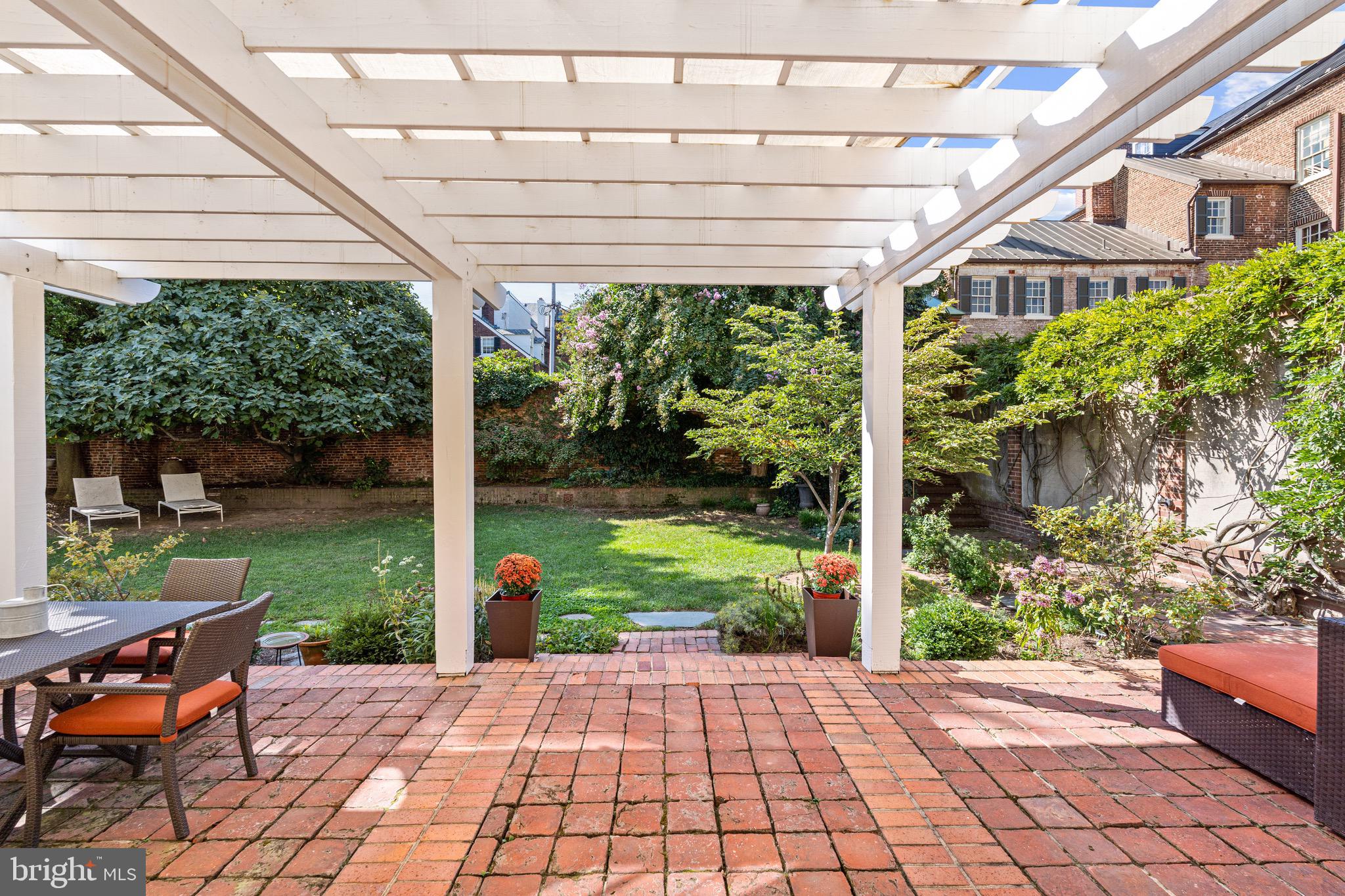 OLD TOWN - Residential