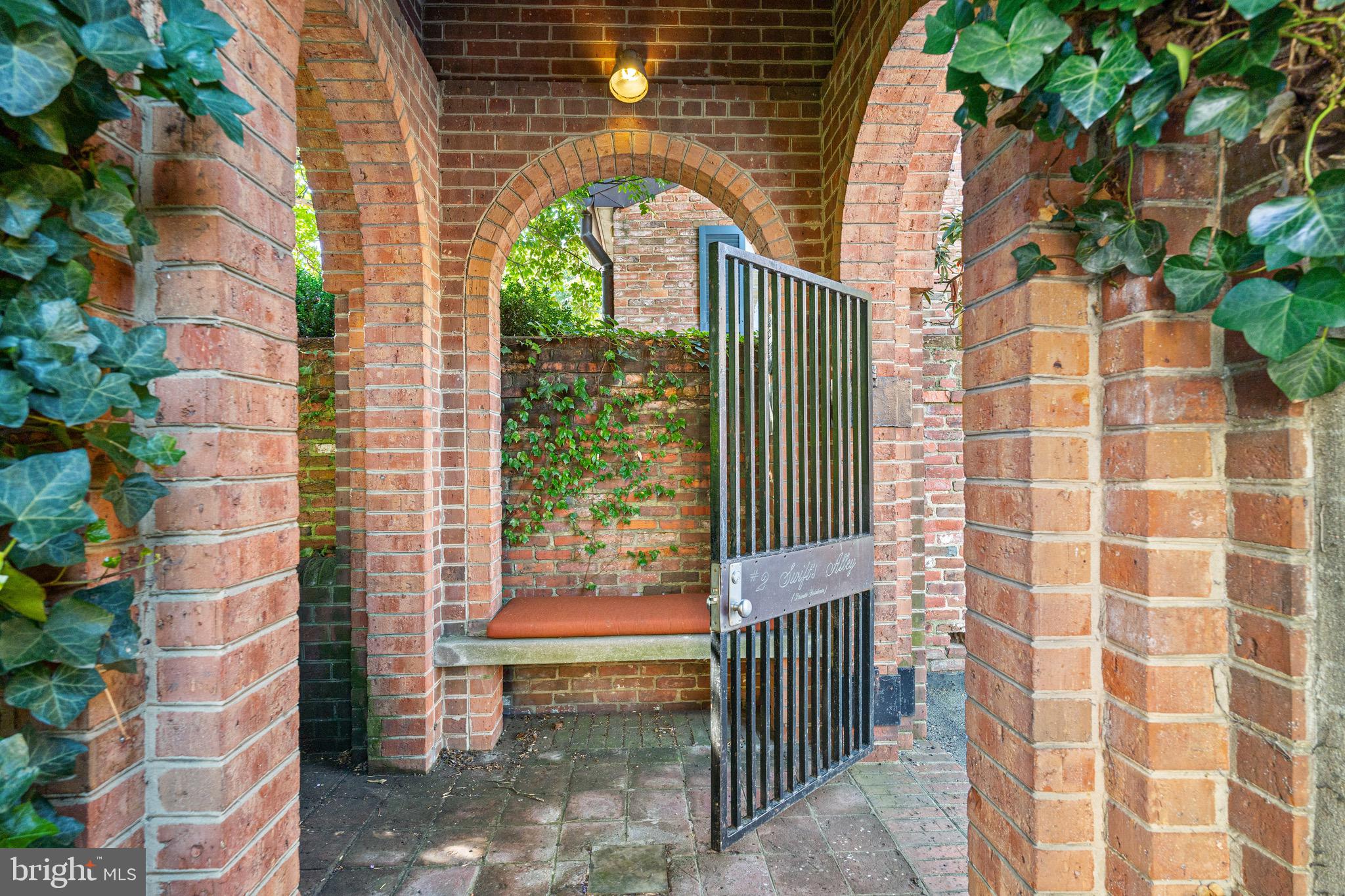 OLD TOWN - Residential