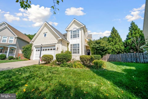 Photo of 6092 Omega Lane, MANASSAS, VA 20112 (MLS # VAPW2127986)