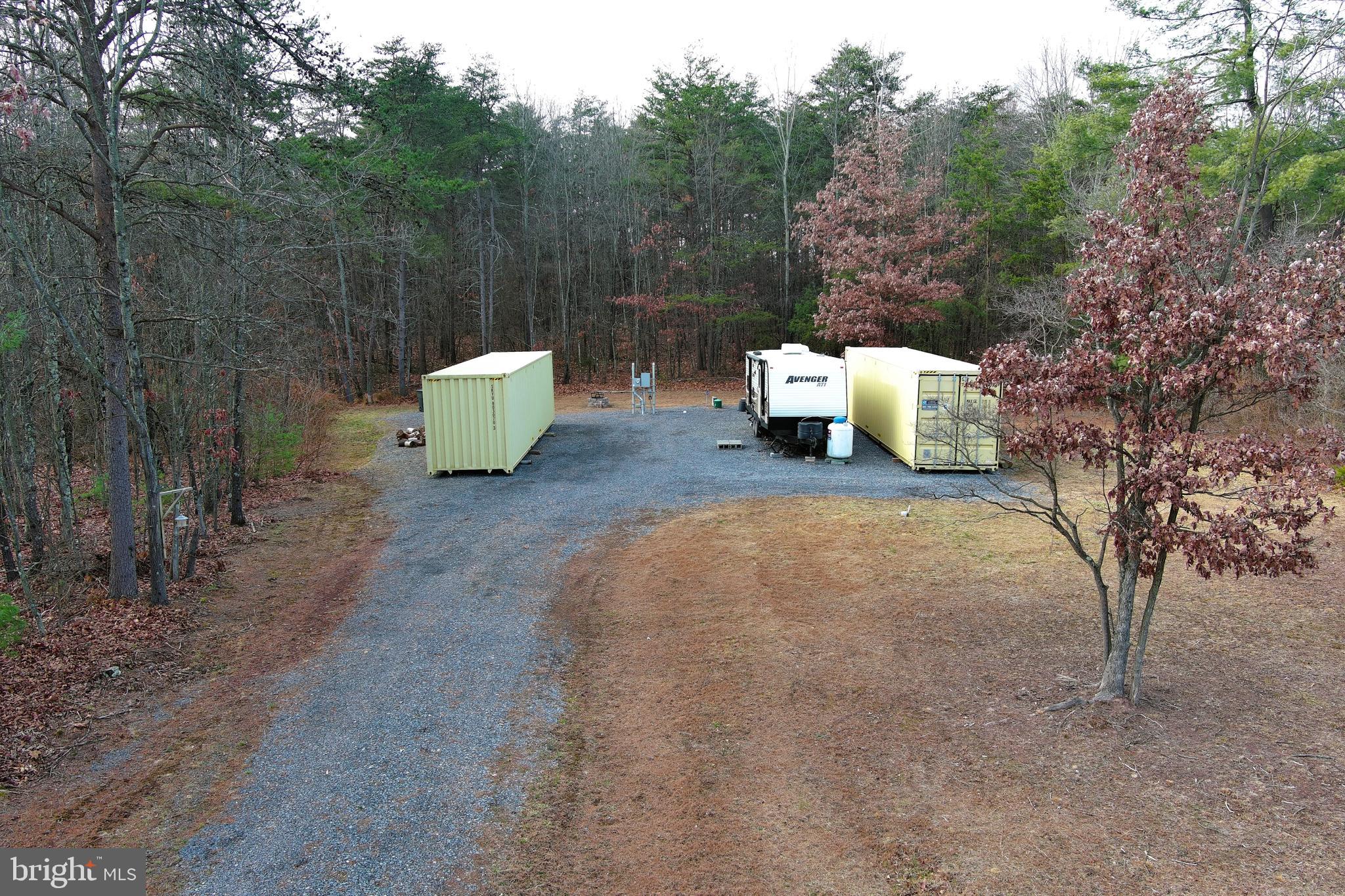 EAST VIEW ESTATES - Land