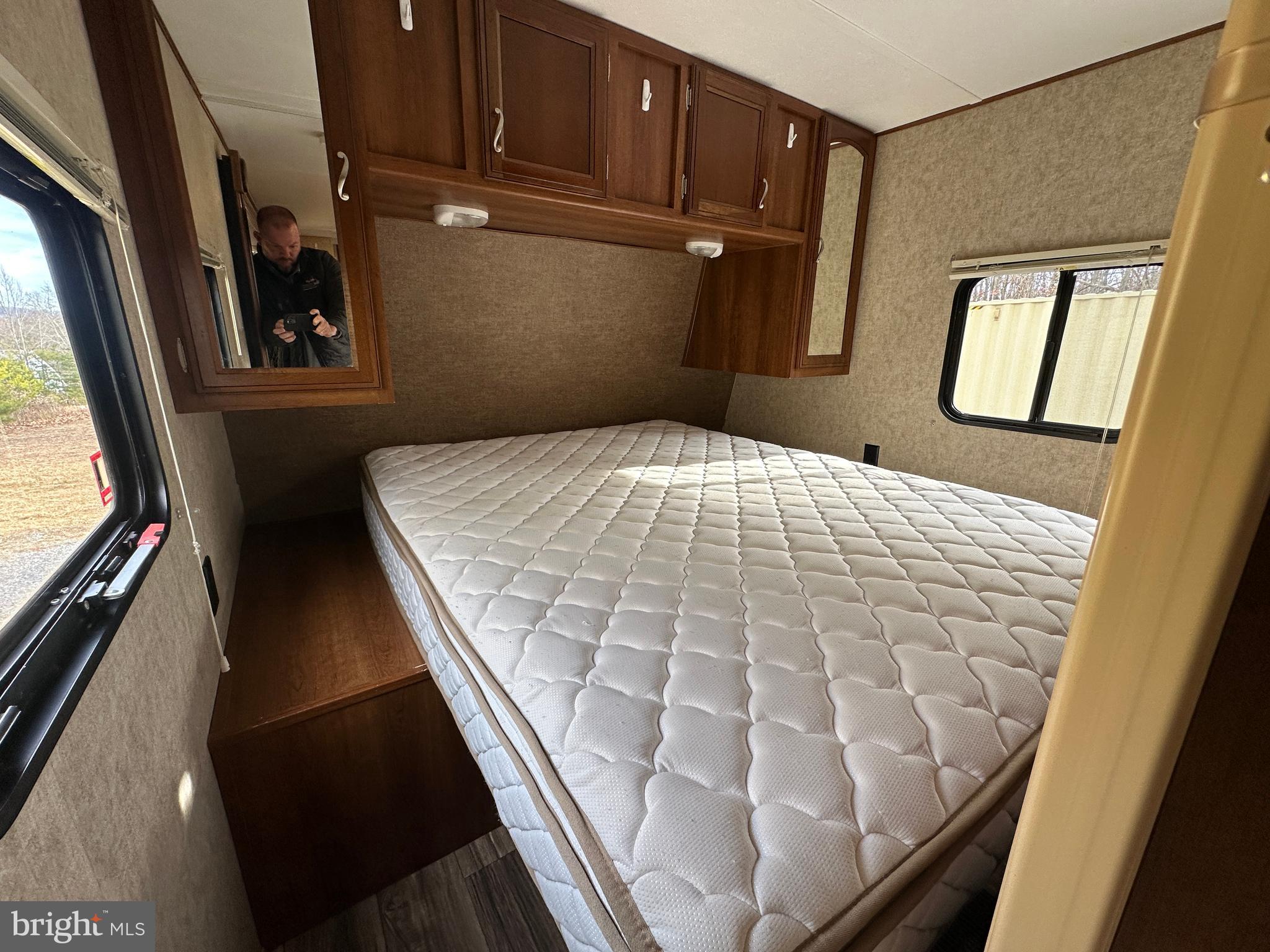 EAST VIEW ESTATES - Land