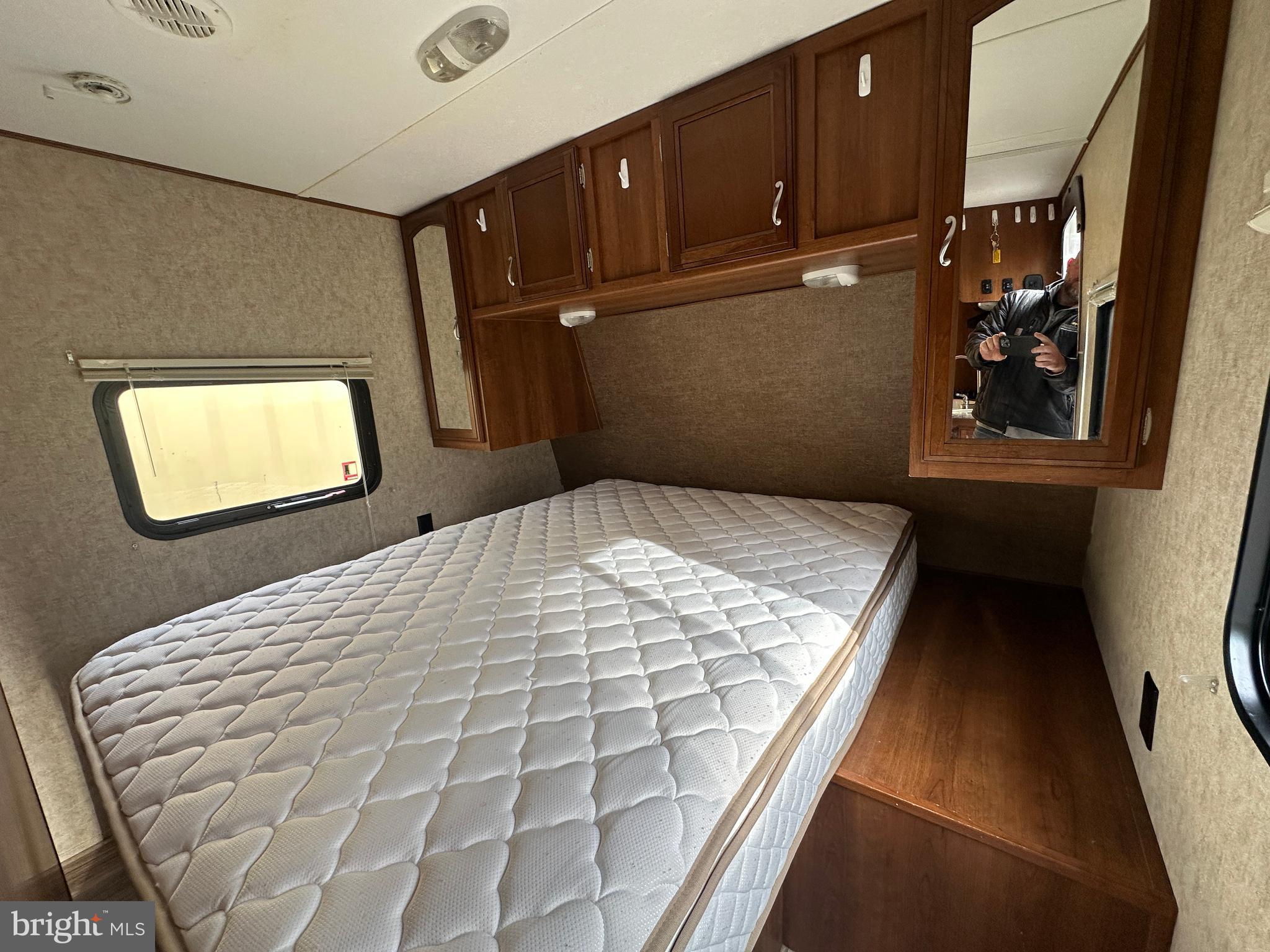 EAST VIEW ESTATES - Land