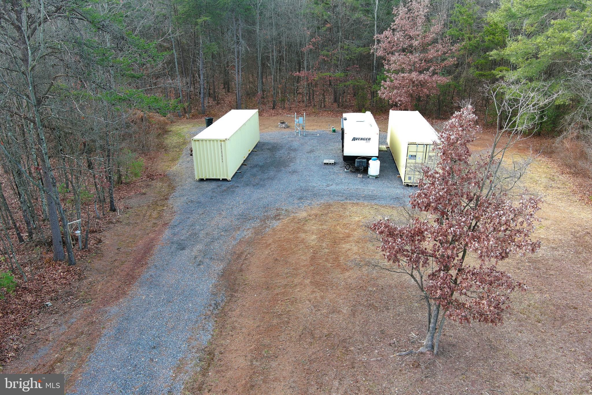 EAST VIEW ESTATES - Land