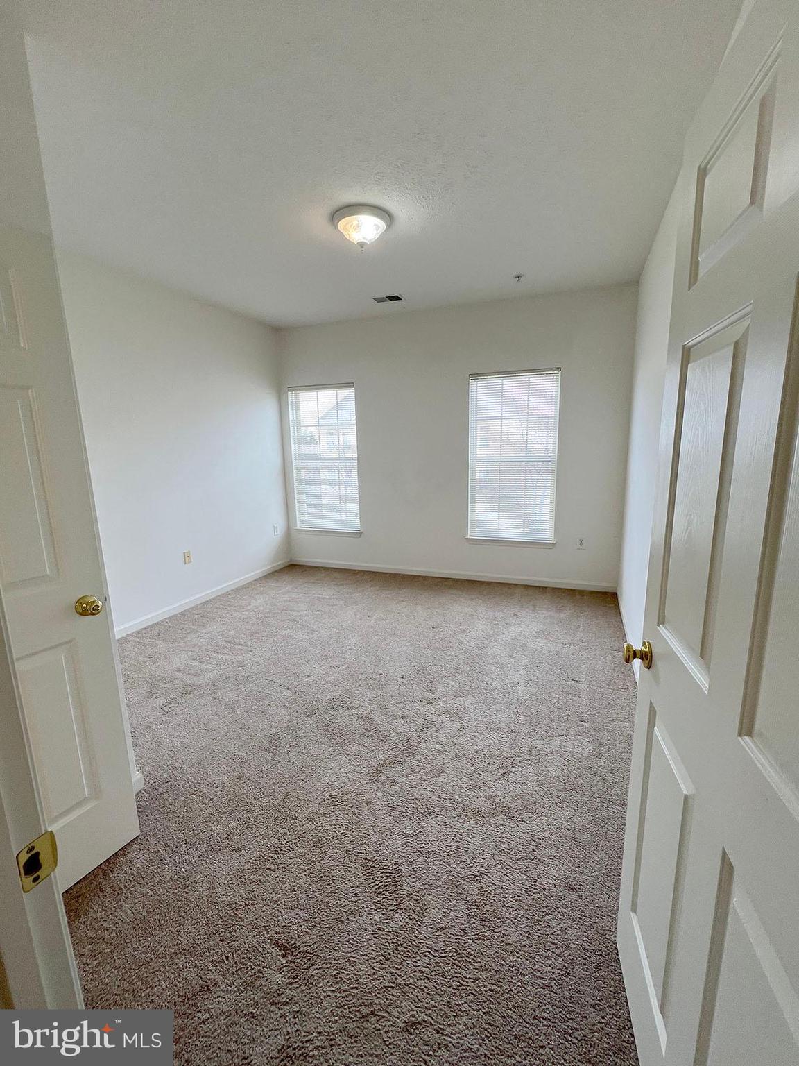 PINEY ORCHARD - Residential Lease