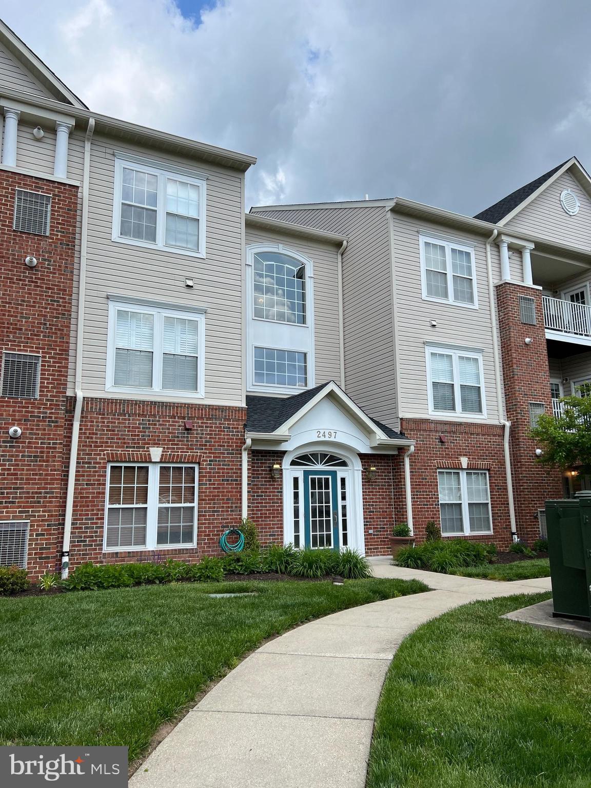 PINEY ORCHARD - Residential Lease