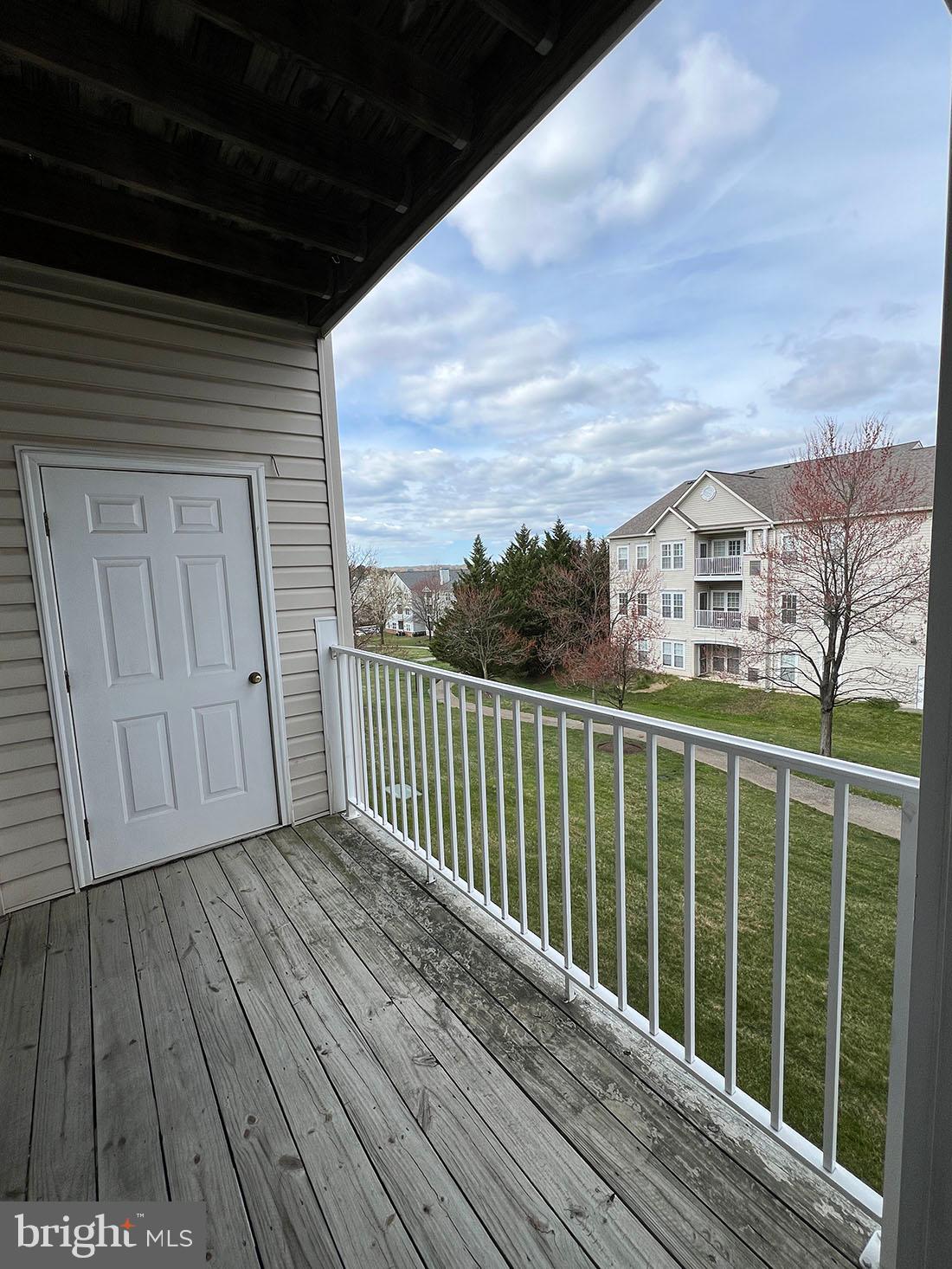 PINEY ORCHARD - Residential Lease