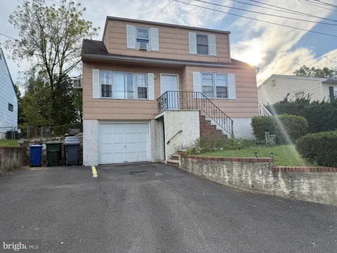 2814 Old Welsh Road, Willow Grove, PA MLS: PAMC2155596