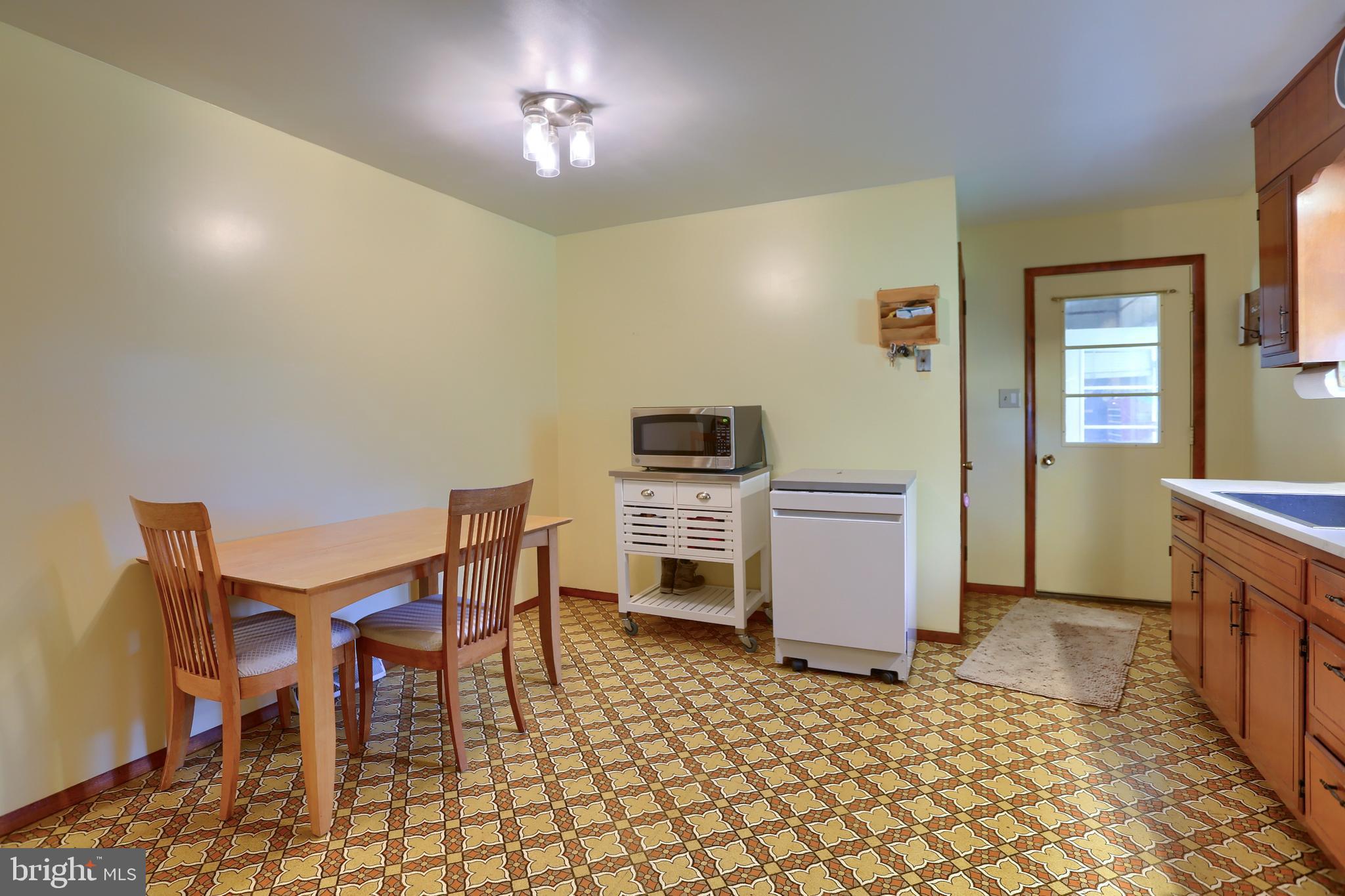 HARRISBURG MANOR - Residential