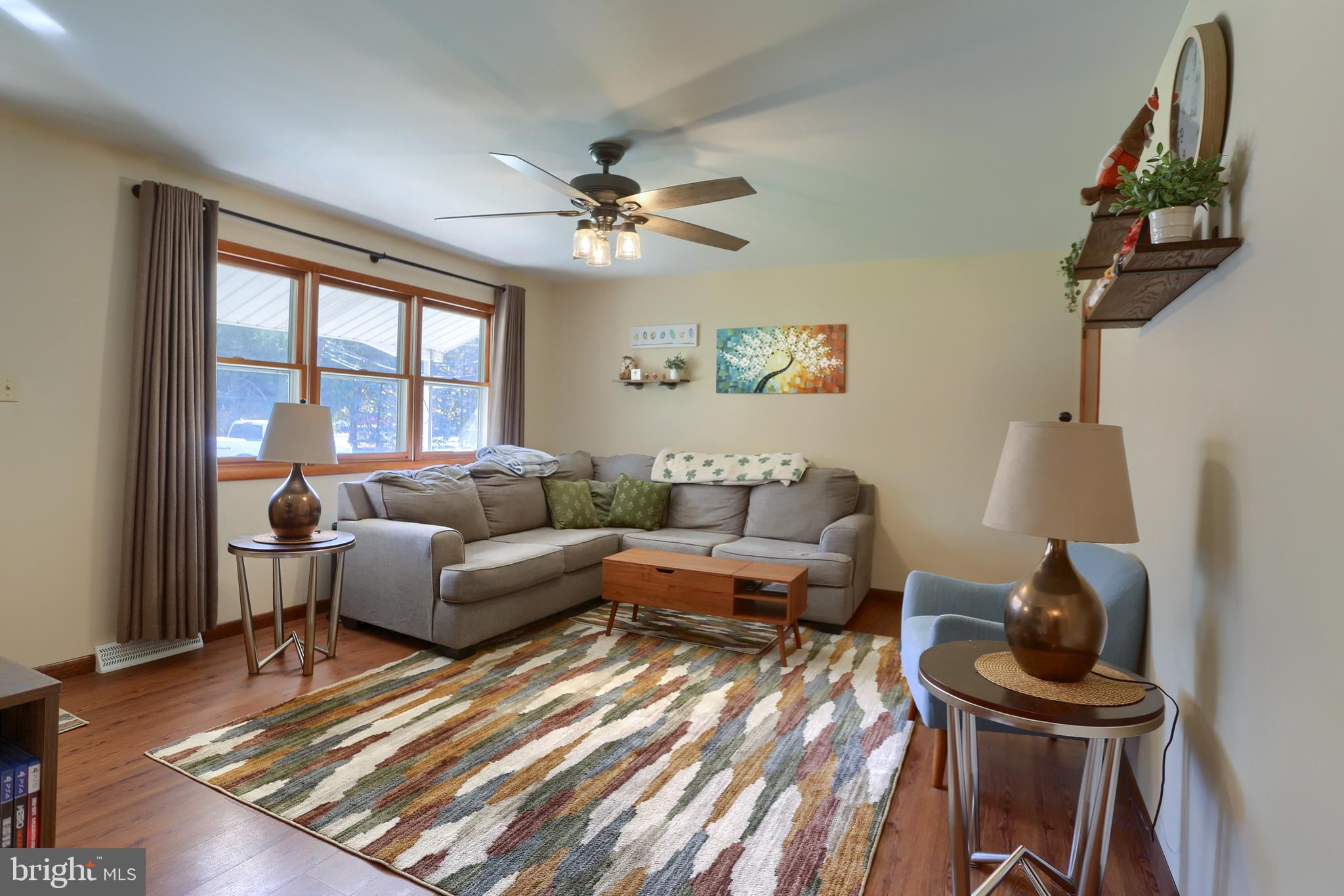 HARRISBURG MANOR - Residential