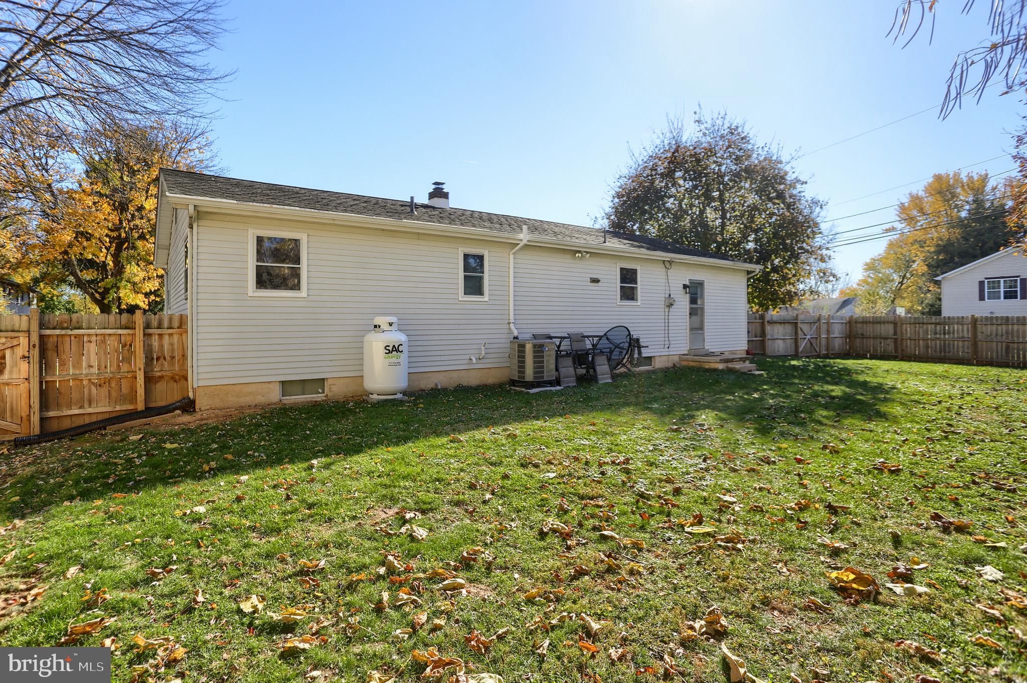 HARRISBURG MANOR - Residential