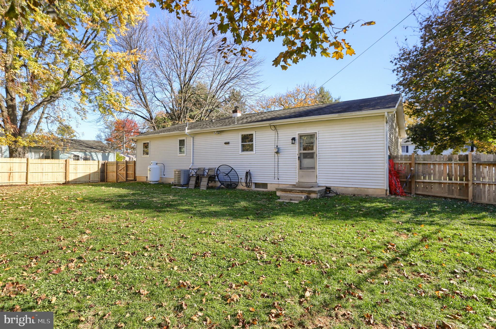 HARRISBURG MANOR - Residential