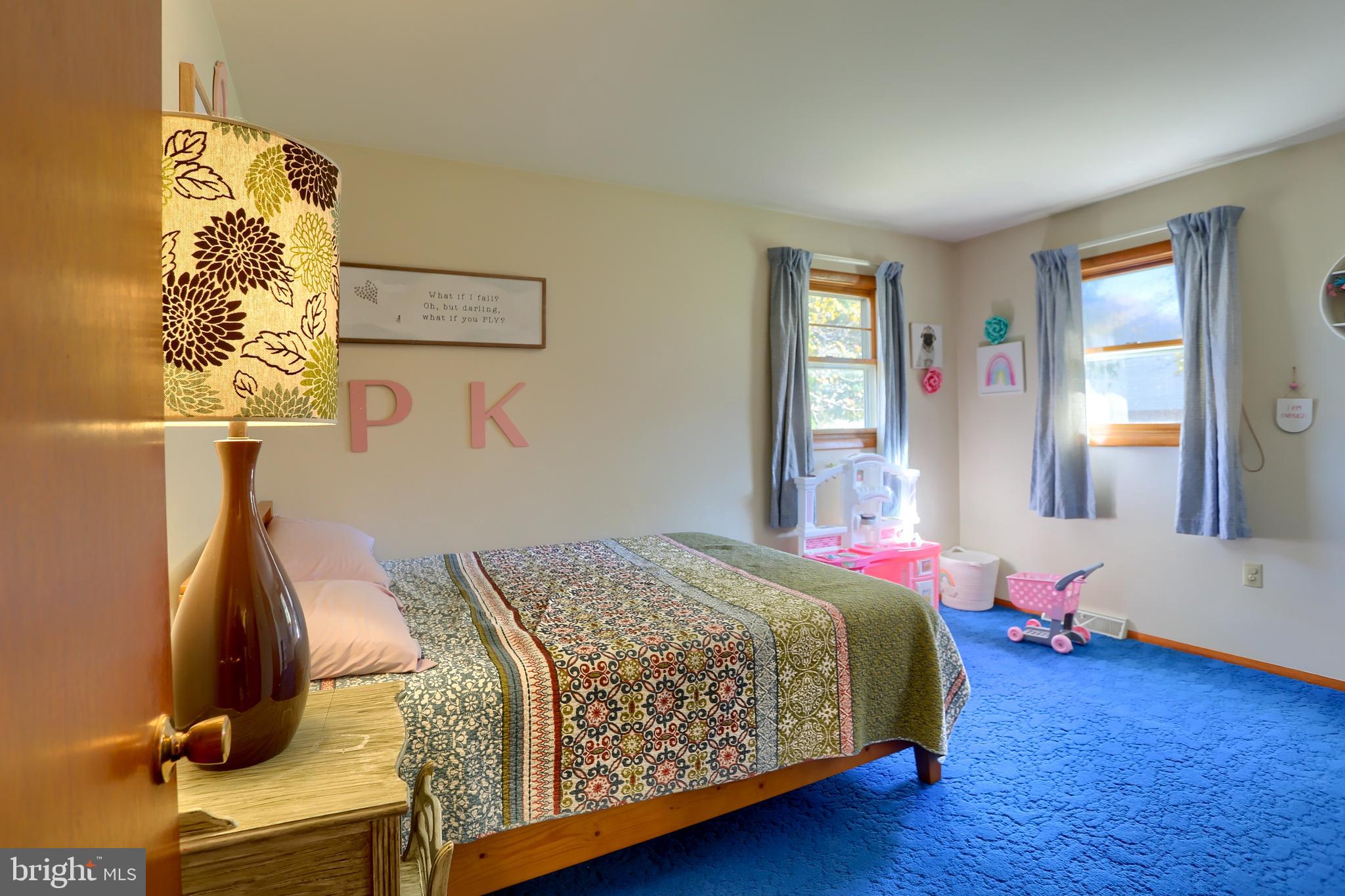 HARRISBURG MANOR - Residential