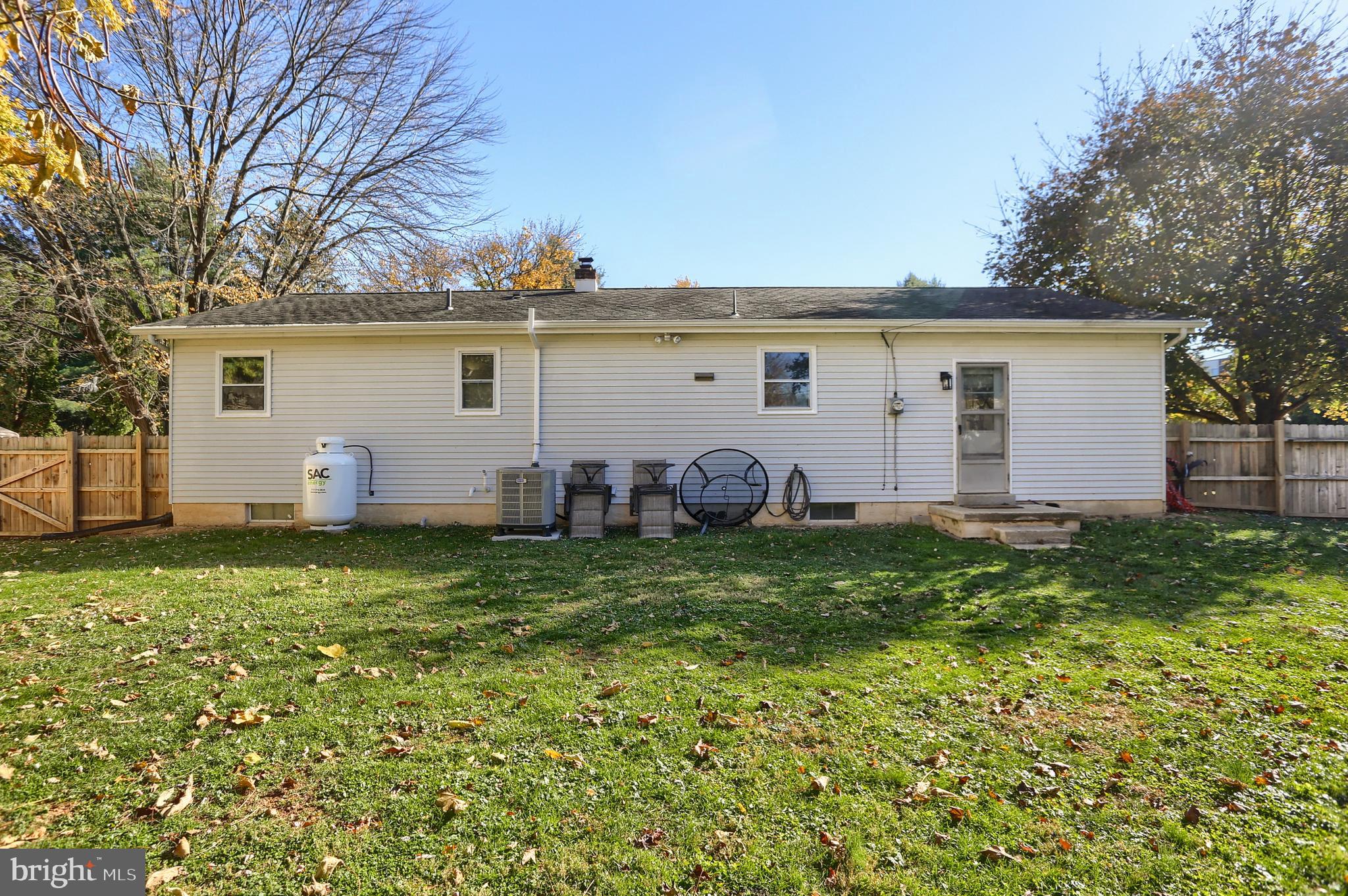 HARRISBURG MANOR - Residential