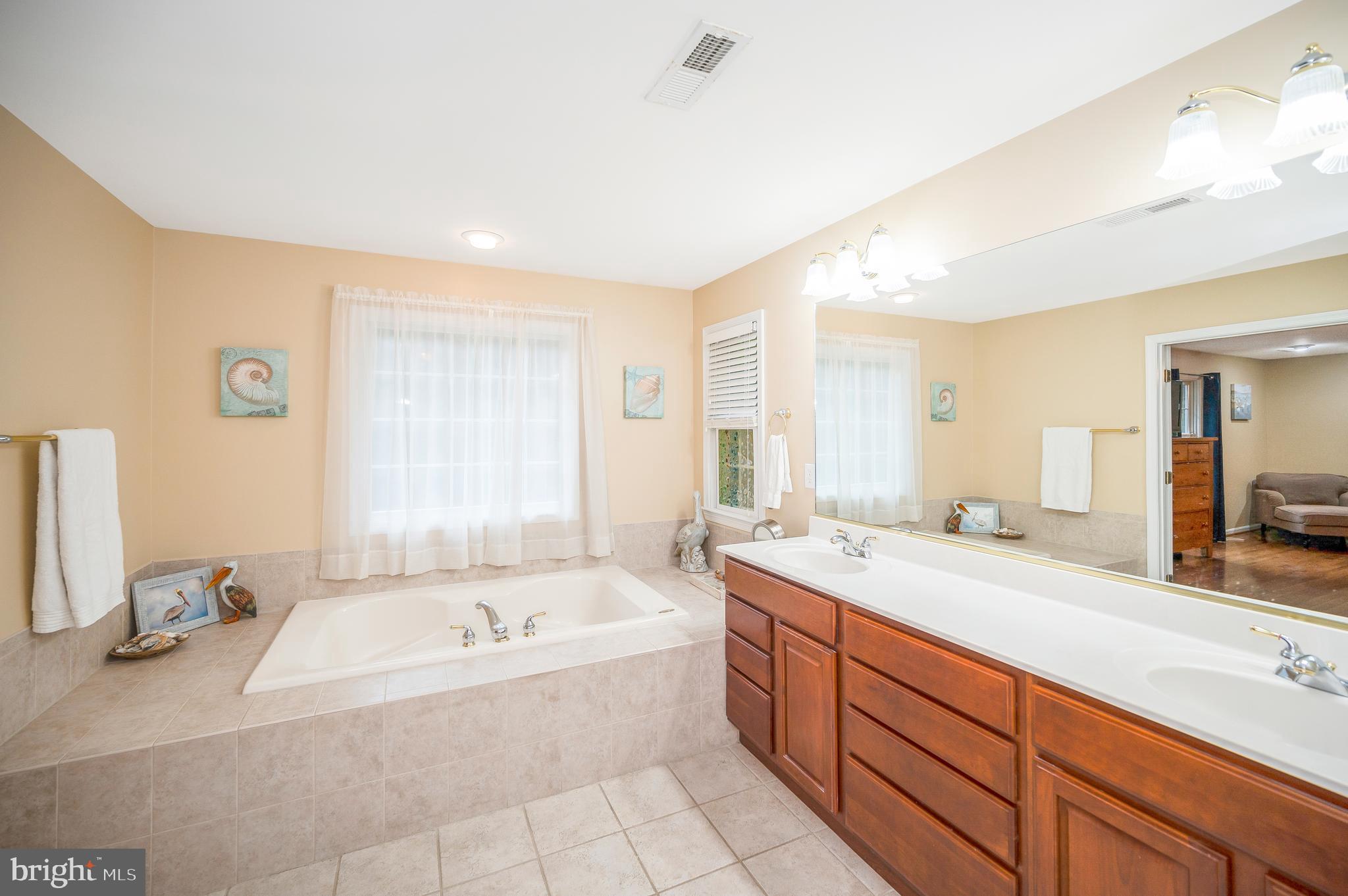 MAGNOLIA WOODS - Residential