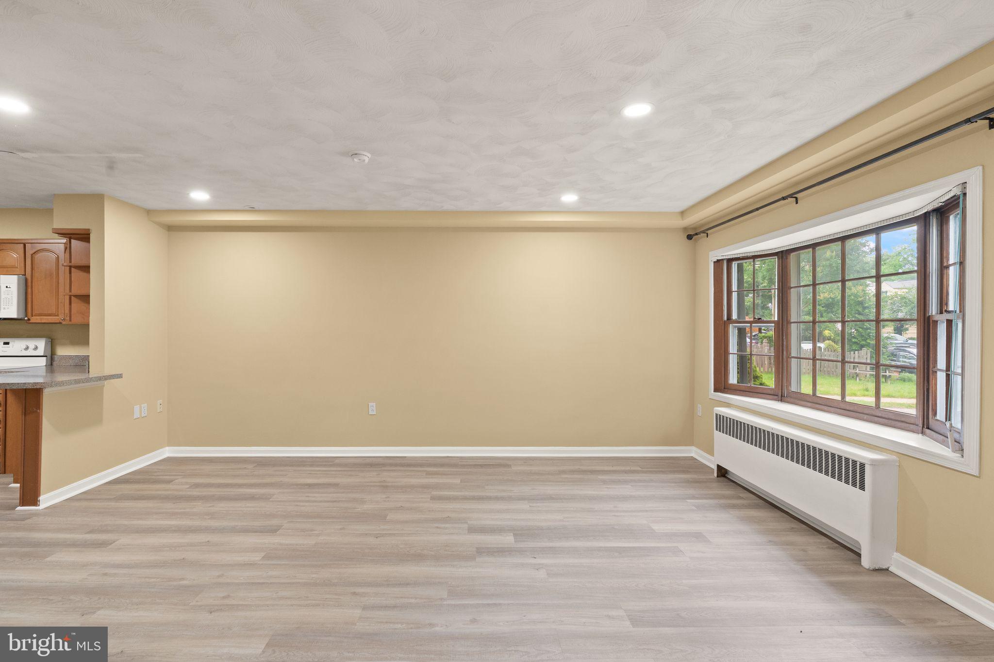 1424 DOGWOOD DRIVE
