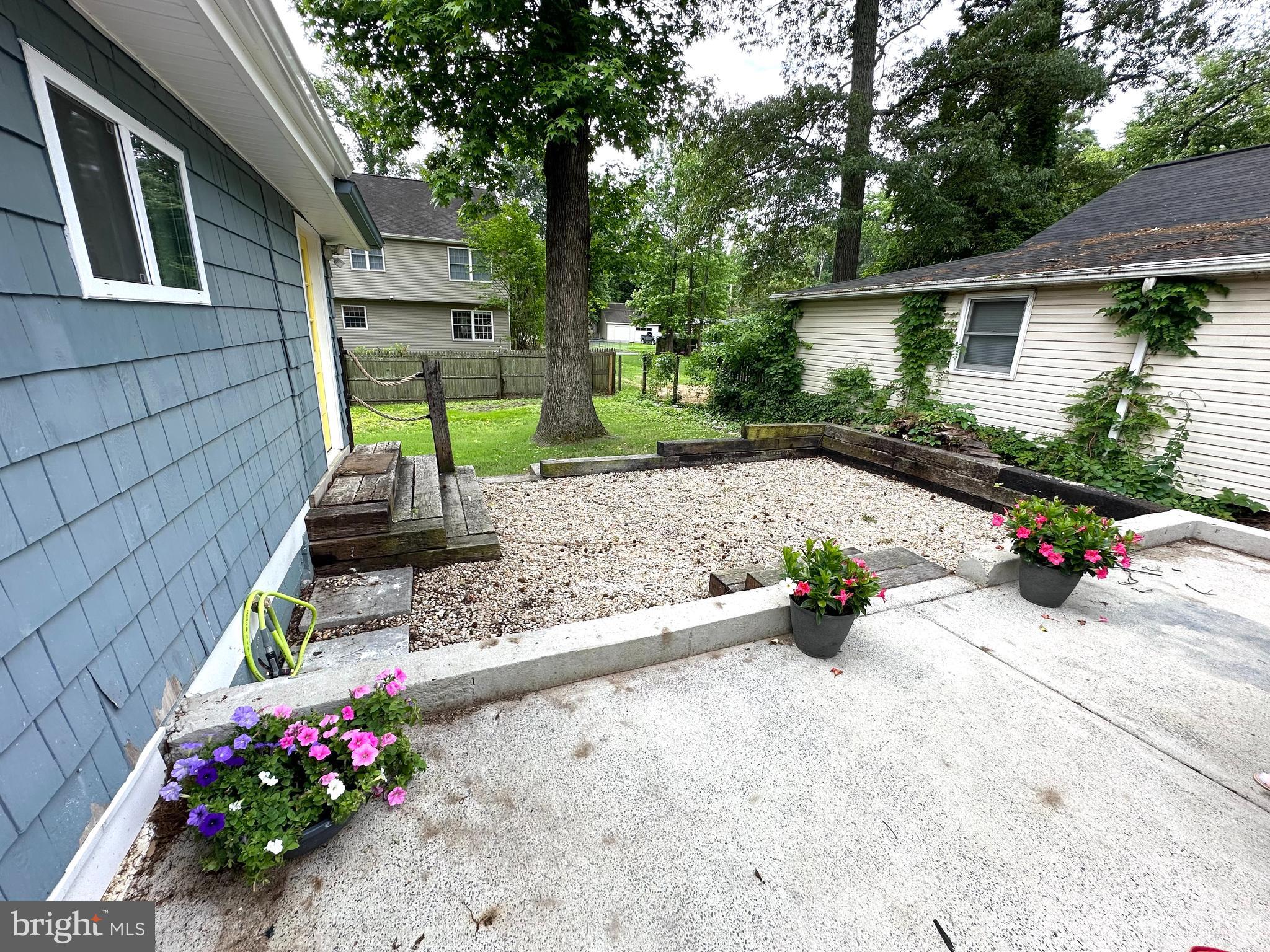 HERALD HARBOR - Residential Lease