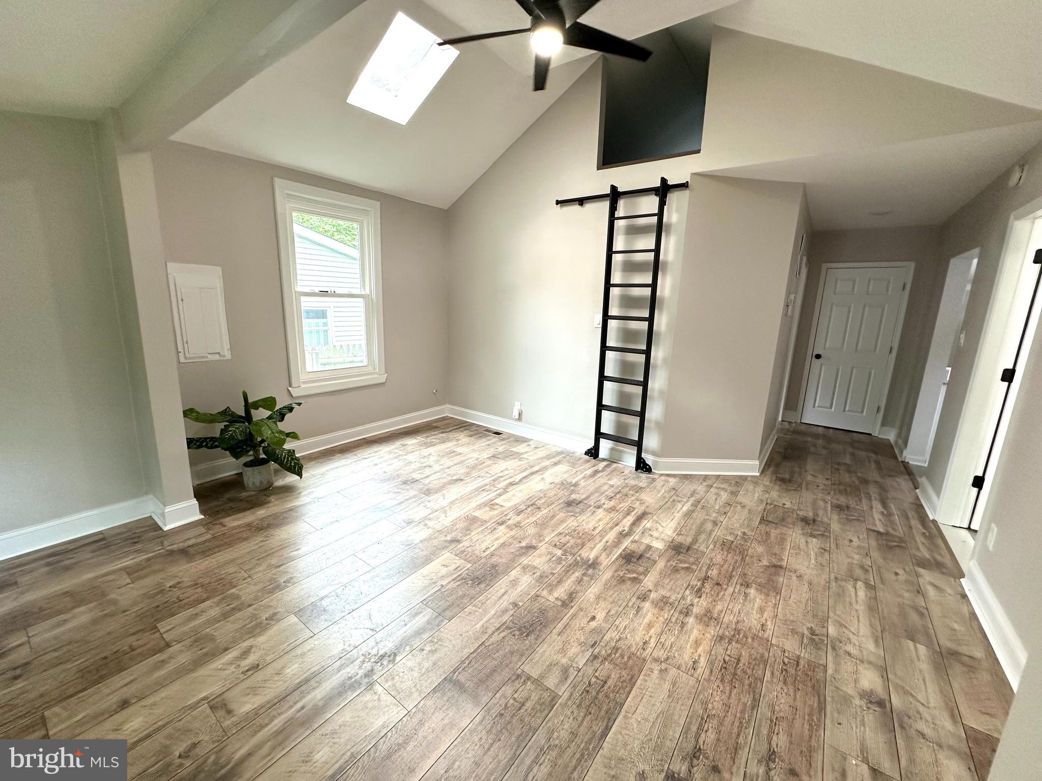 HERALD HARBOR - Residential Lease