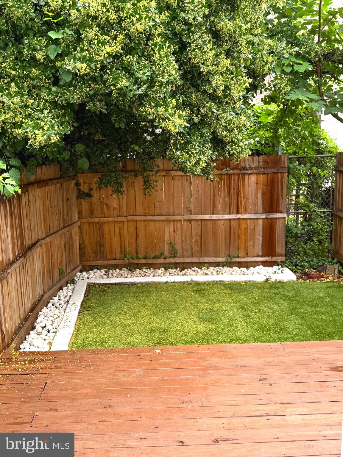 WALNUT HILL - Residential