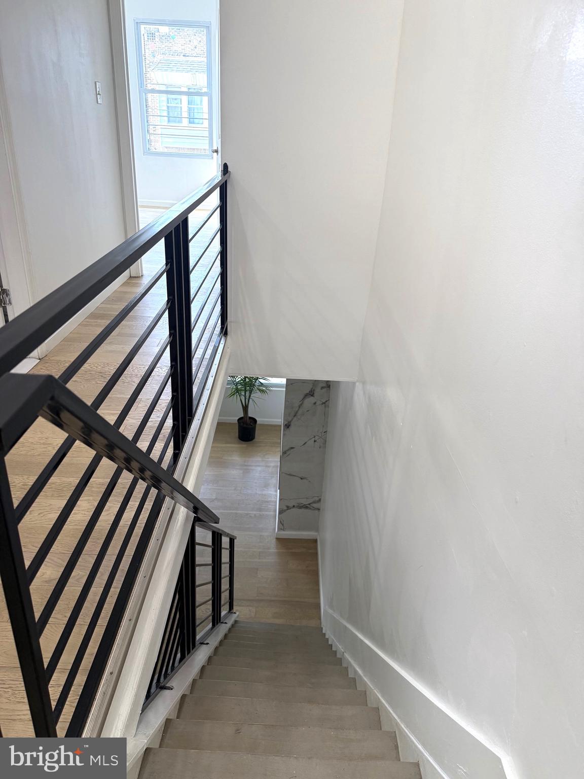 WALNUT HILL - Residential