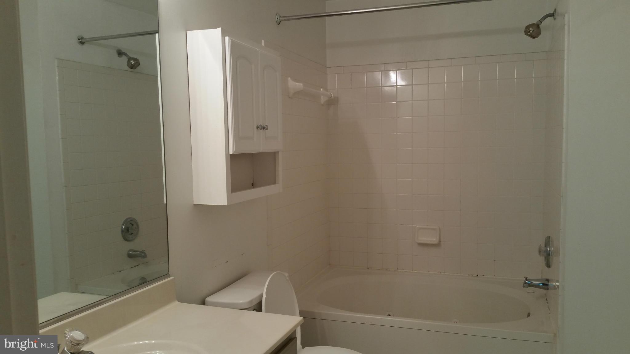 S SHORE HARBOUR - Residential Lease