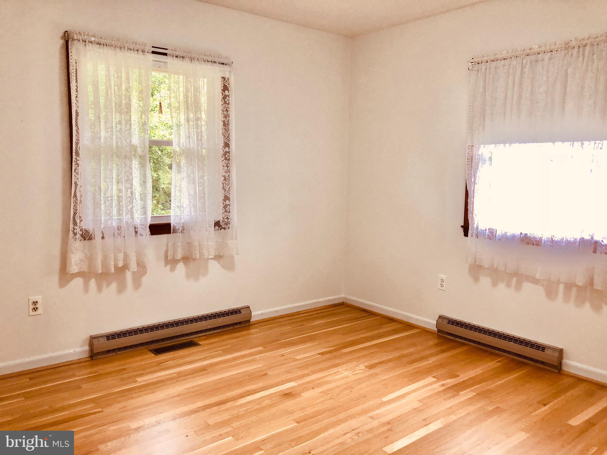 STERLING - Residential Lease