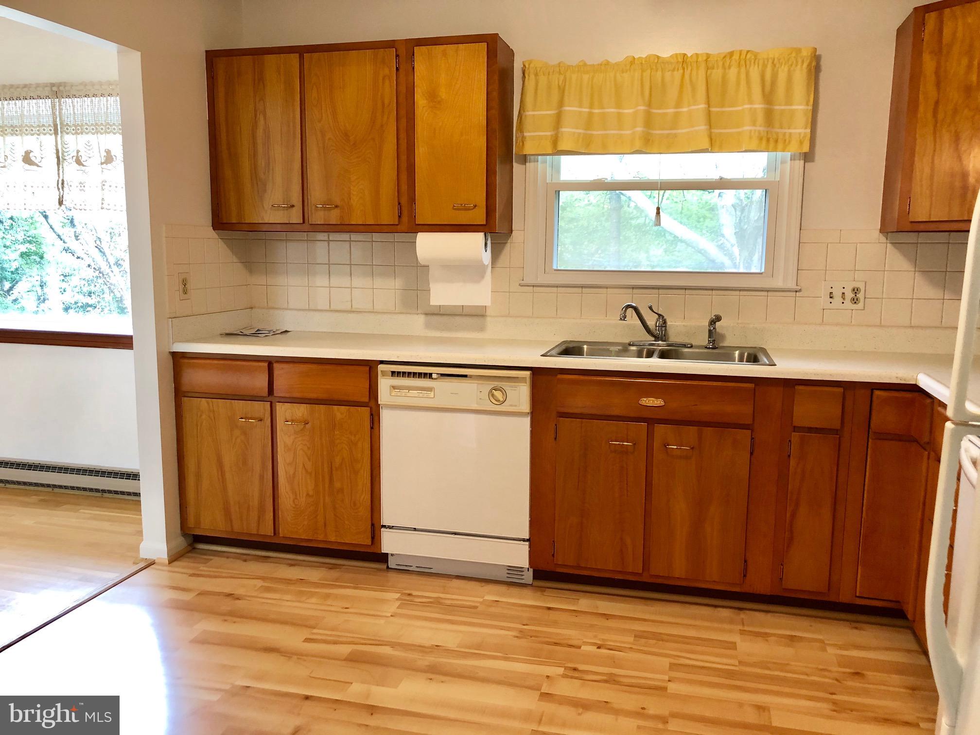 STERLING - Residential Lease