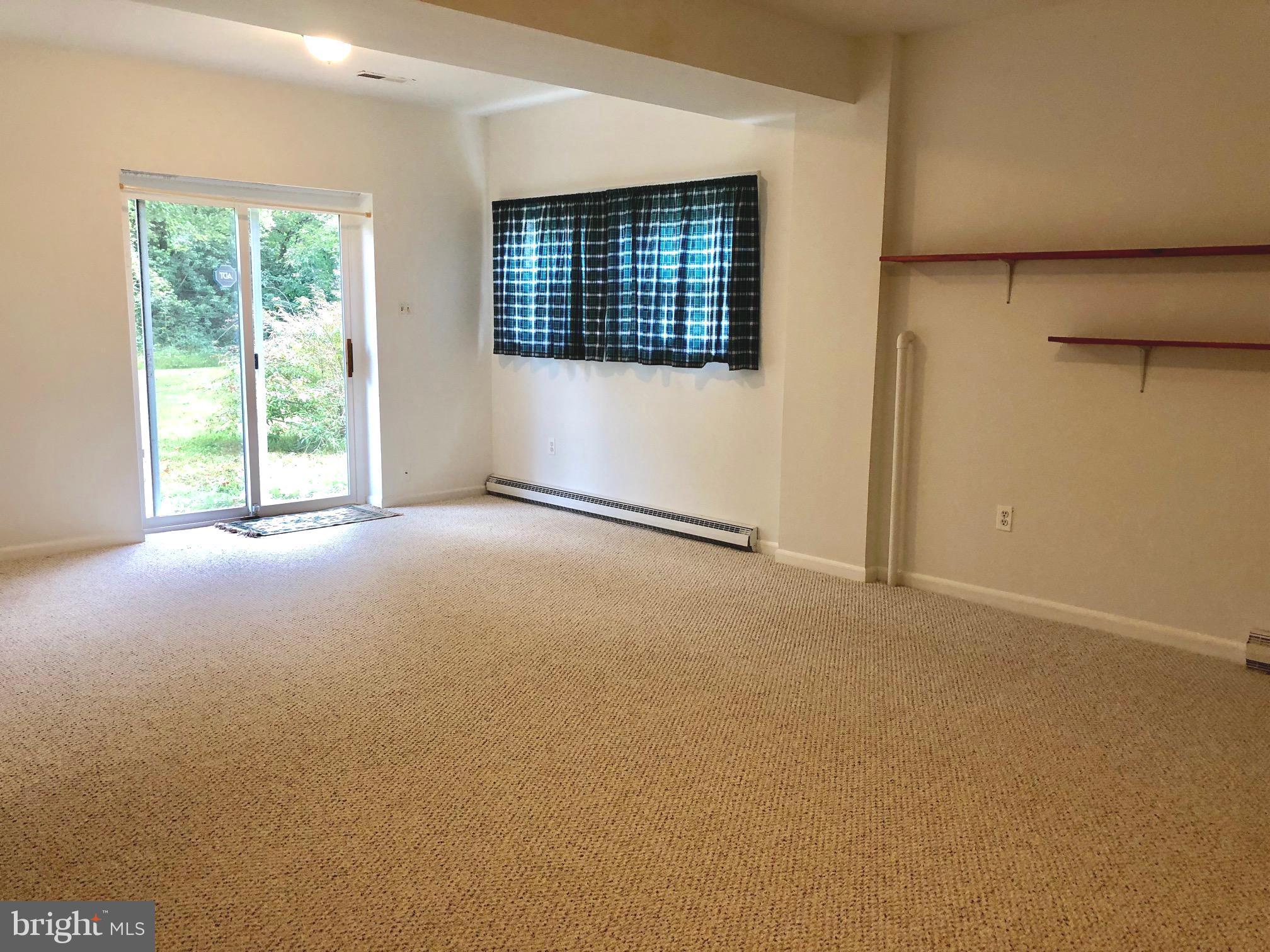 STERLING - Residential Lease