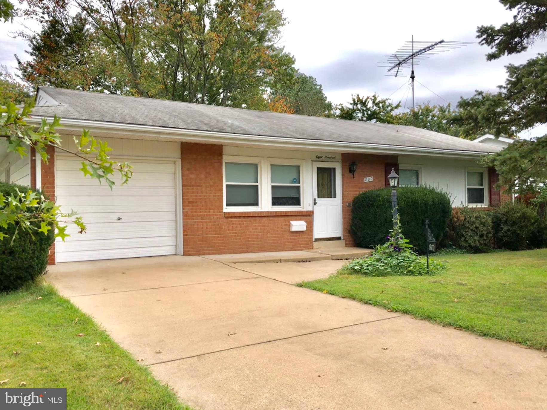 STERLING - Residential Lease