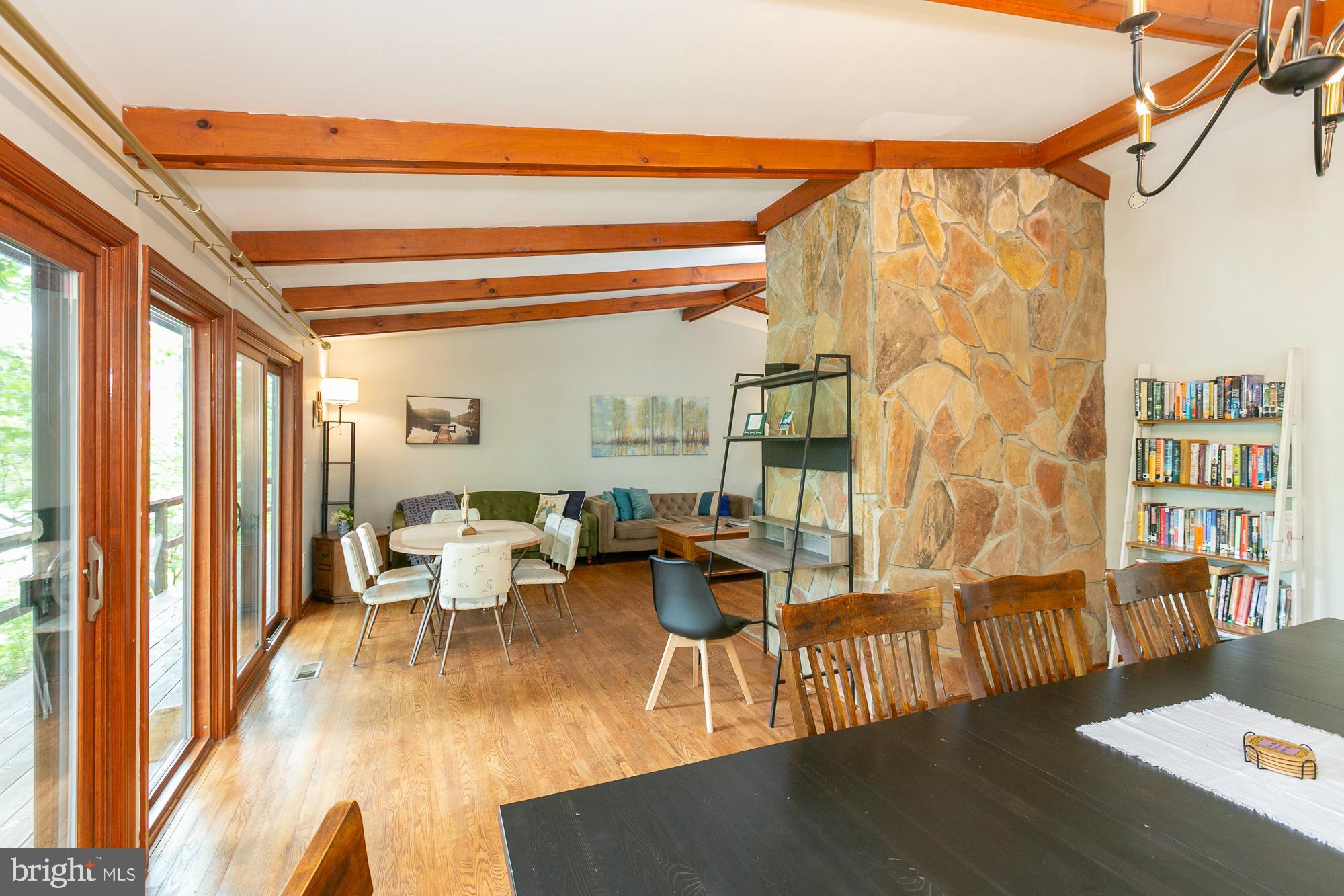 SHANNONDALE - Residential