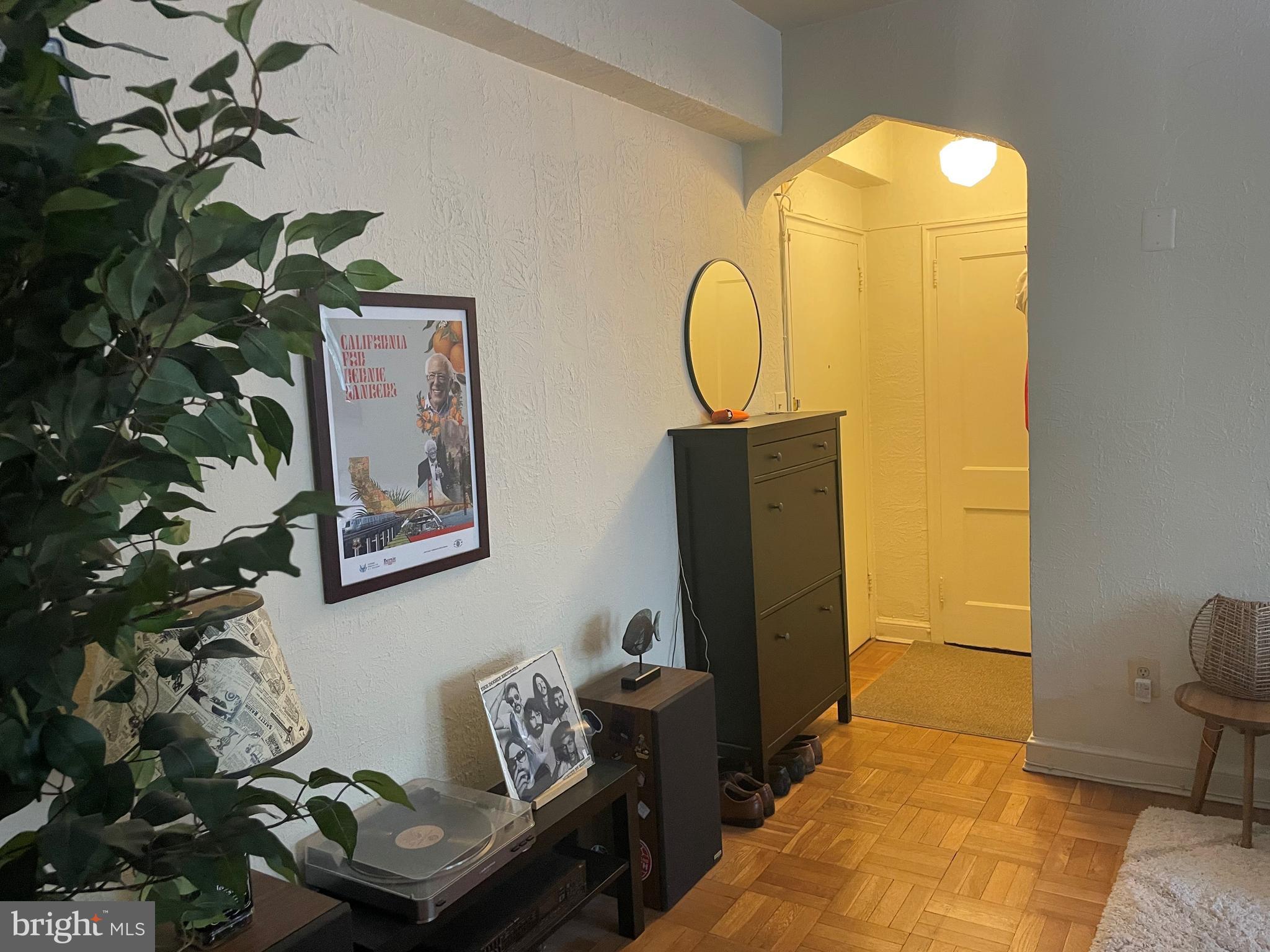 1010 25TH STREET NW 204