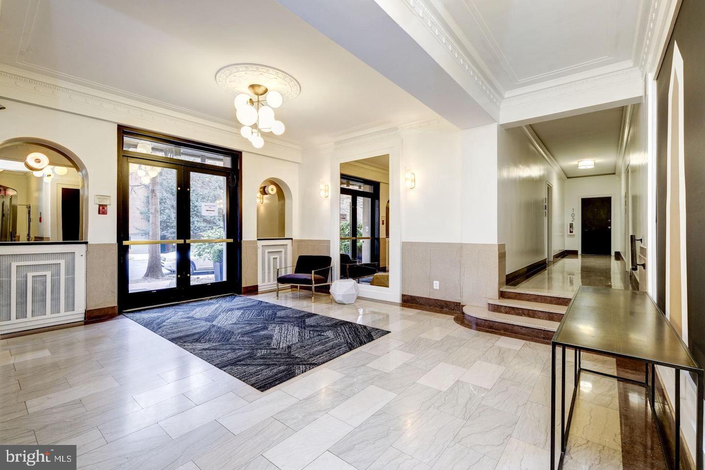 1010 25TH STREET NW 204