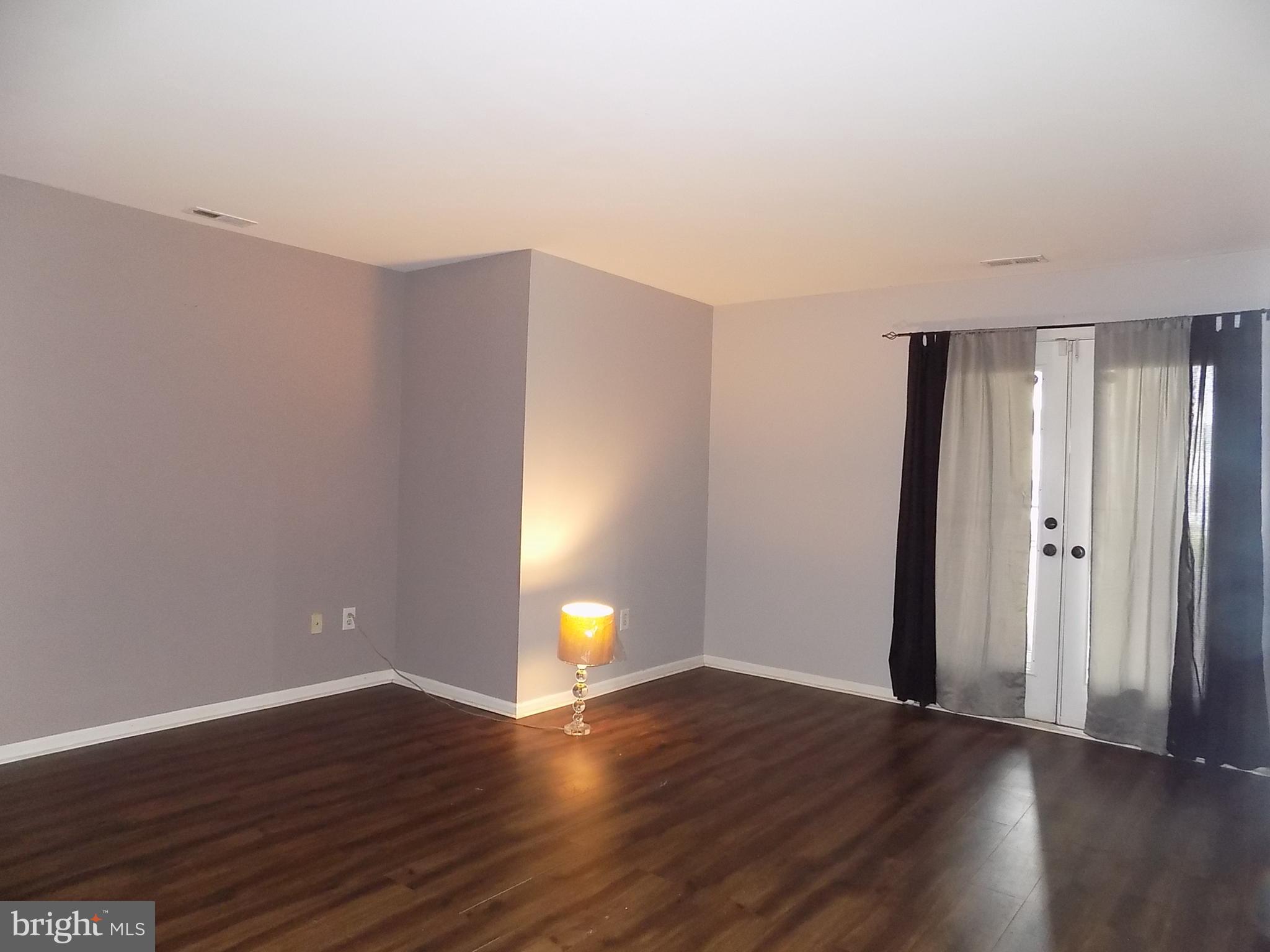 CRESTWOOD CONDO - Residential